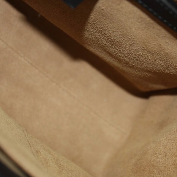 *SOLD*🛎 GUCCI PADLOCK BAG! - Picture 10 of 15